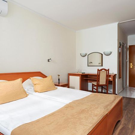 Zefir Hotel Sunny Beach Exterior foto